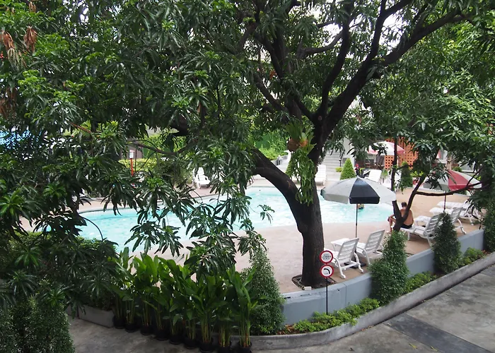 Hotel Retroasis